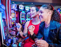Esports DOTA 2 Mobile Legends Sportsbook လောင်းကစား